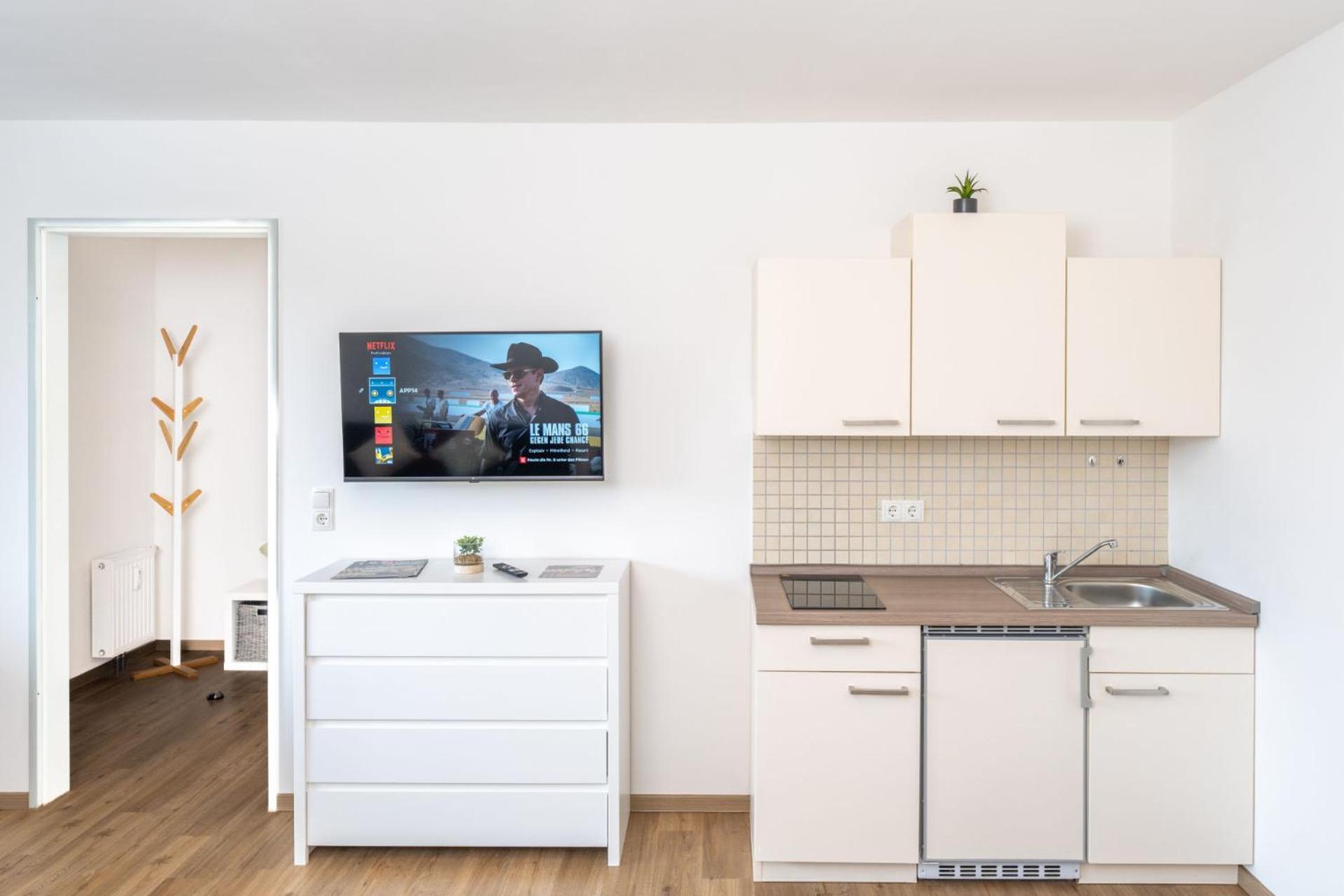 Modernes Apartment Mit Privatem Stellplatz Wenige Minuten Von Der Innenstadt & Mosel Koblenz  Exterior photo