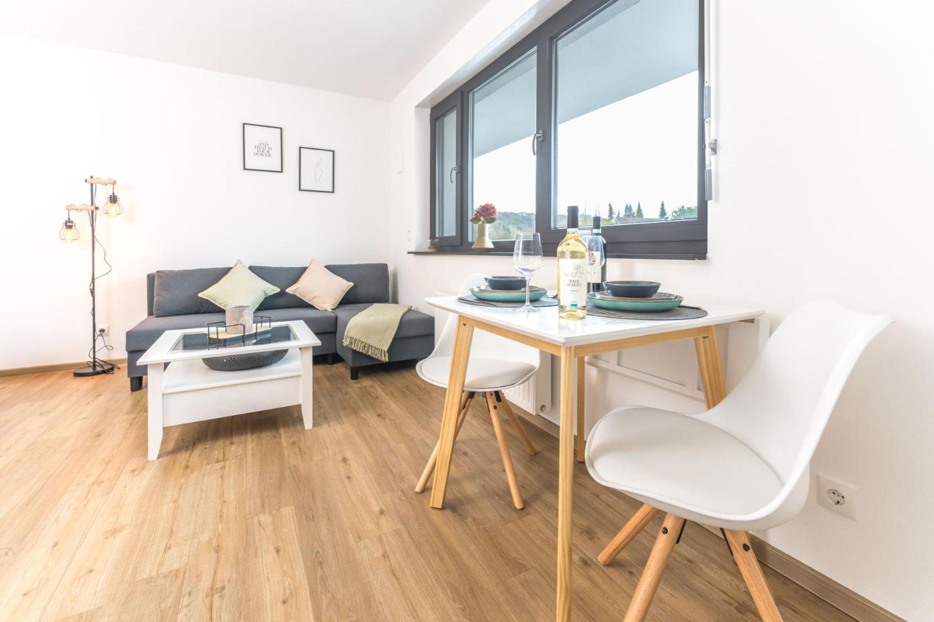 Modernes Apartment Mit Privatem Stellplatz Wenige Minuten Von Der Innenstadt & Mosel Koblenz  Exterior photo